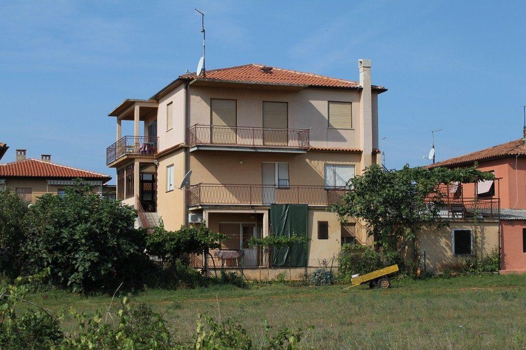 Apartments With A Parking Space Umag - 7110 Exterior foto