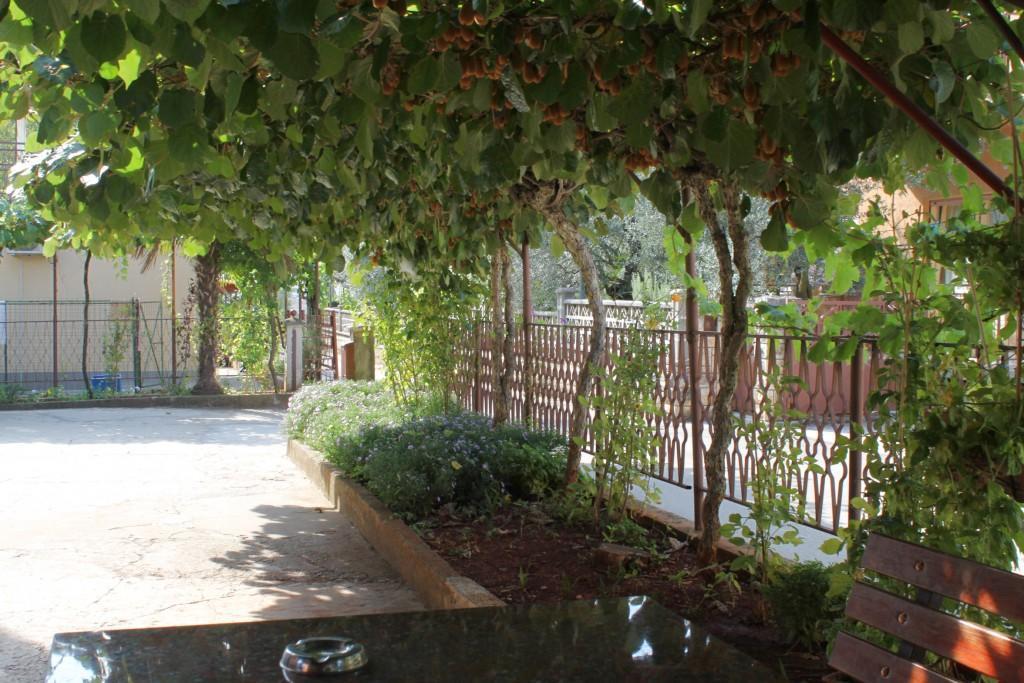 Apartments With A Parking Space Umag - 7110 Exterior foto